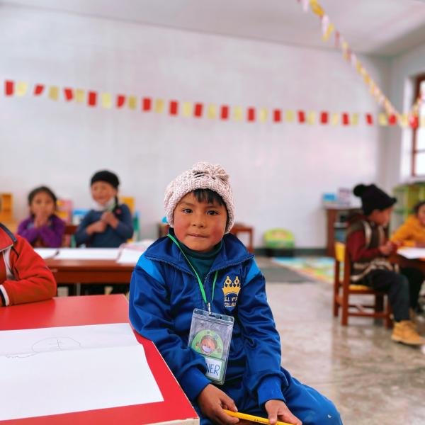 abrigo para niños en colegio